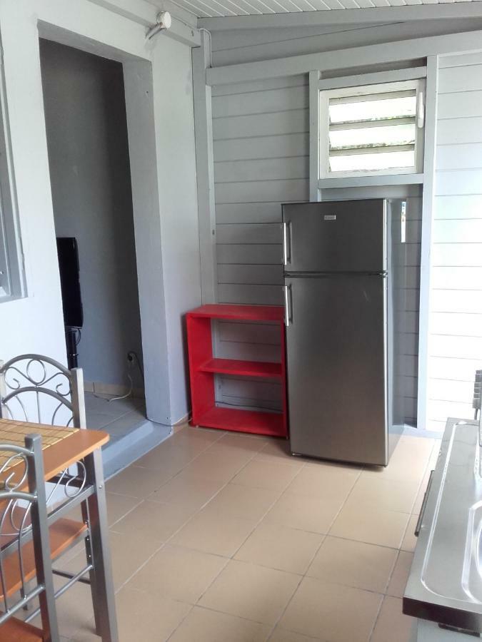 Hibiscus Apartment Les Abymes Bagian luar foto